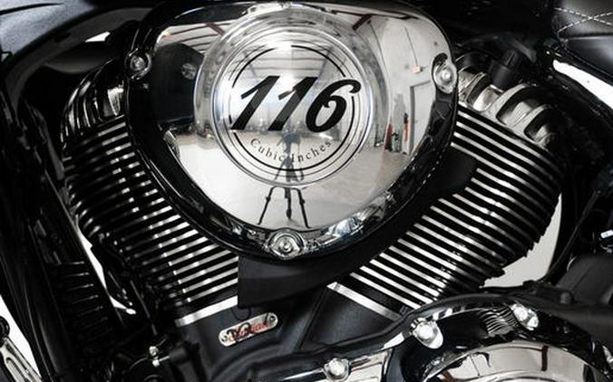 2023 Indian Motorcycle® Roadmaster® Black Metallic