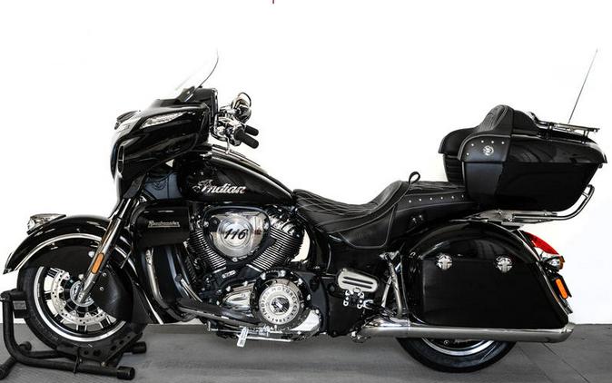 2023 Indian Motorcycle® Roadmaster® Black Metallic