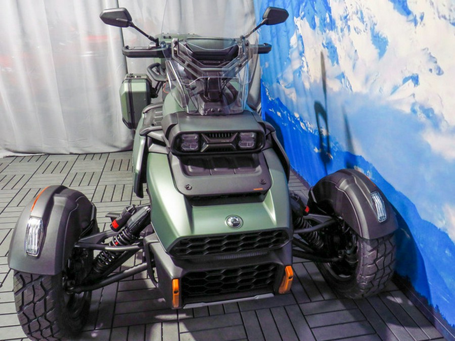 2025 Can-Am Canyon? Redrock