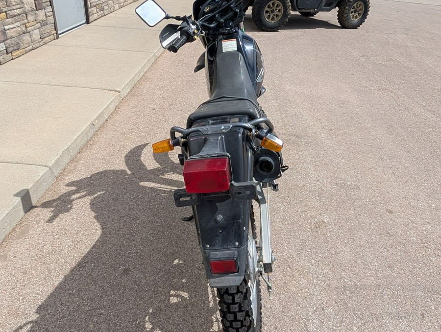 2009 Suzuki DR200SE