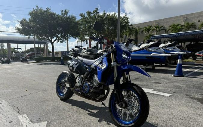 2024 Suzuki DR-Z 400SM