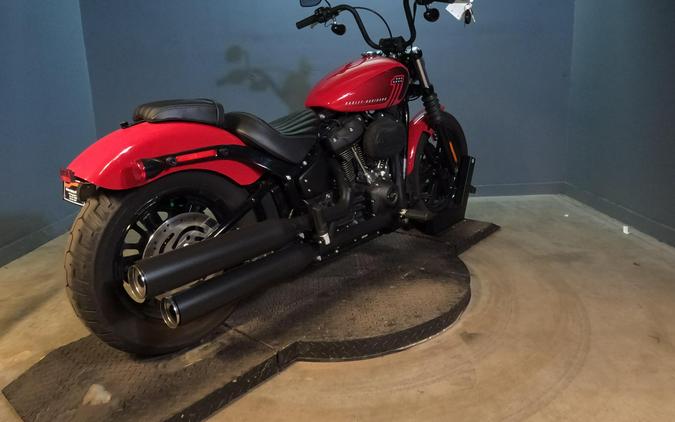 2022 Harley-Davidson Street Bob 114 Redline Red