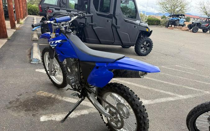 2025 Yamaha TT-R 230