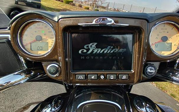 2023 Indian Motorcycle® Roadmaster® Bronze Pearl Metallic / Silver Metallic