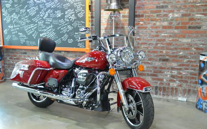 2021 Harley-Davidson Road King Billiard Red