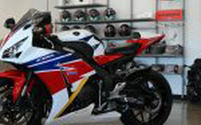 2015 Honda CBR1000RR