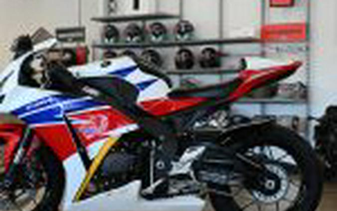 2015 Honda CBR1000RR