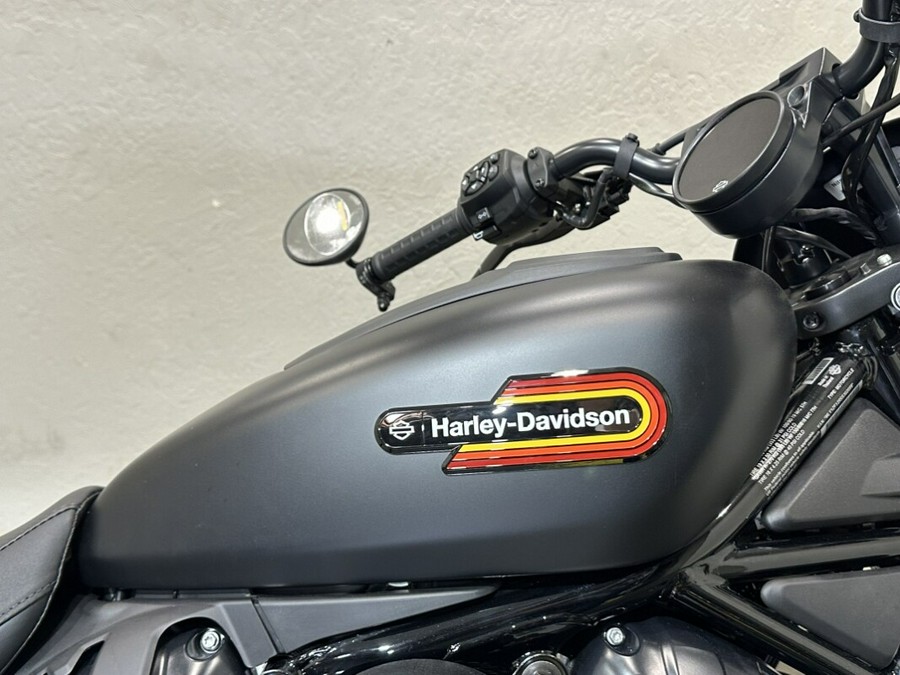2025 Harley-Davidson® Nightster™ Special BLACK DENIM