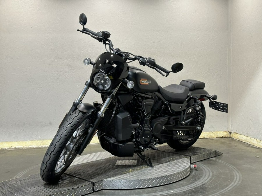2025 Harley-Davidson® Nightster™ Special BLACK DENIM