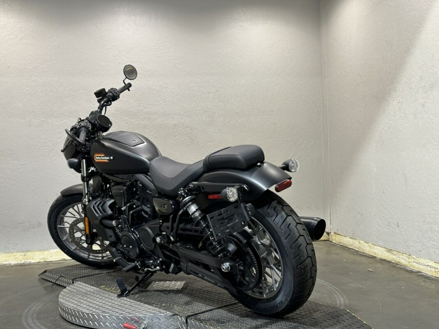 2025 Harley-Davidson® Nightster™ Special BLACK DENIM