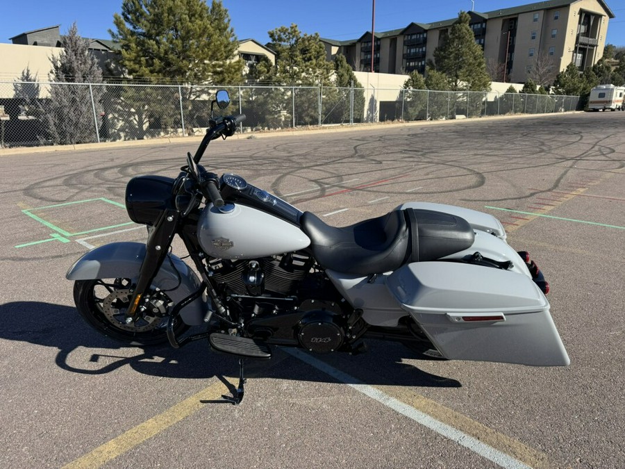 2025 Harley-Davidson® Road King® Special