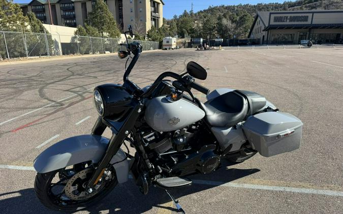 2025 Harley-Davidson® Road King® Special