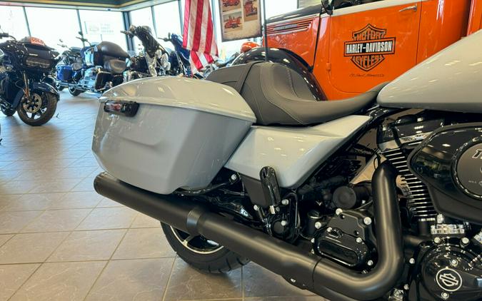 NEW Accessorized 2024 HARLEY-DAVIDSON STREET GLIDE FLHX FOR SALE NEAR ST PAUL, MN