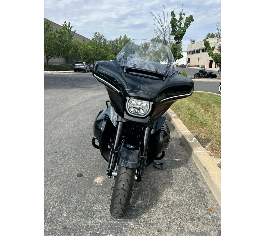 2025 Harley-Davidson Street Glide® Ultra