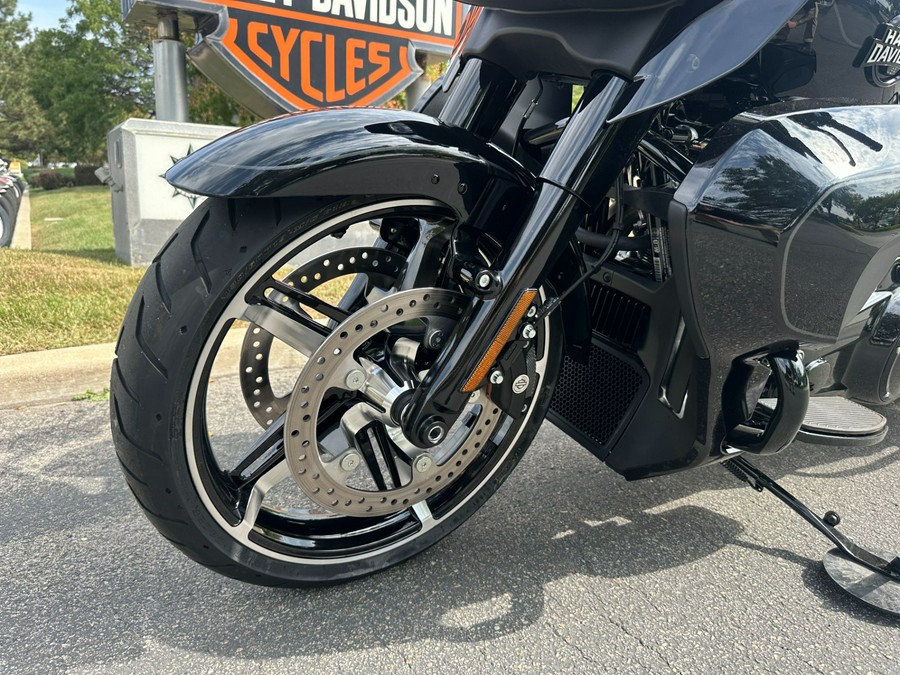 2025 Harley-Davidson Street Glide® Ultra