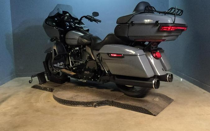 2022 Harley-Davidson Road Glide Limited Gunship Grey - Black Finish
