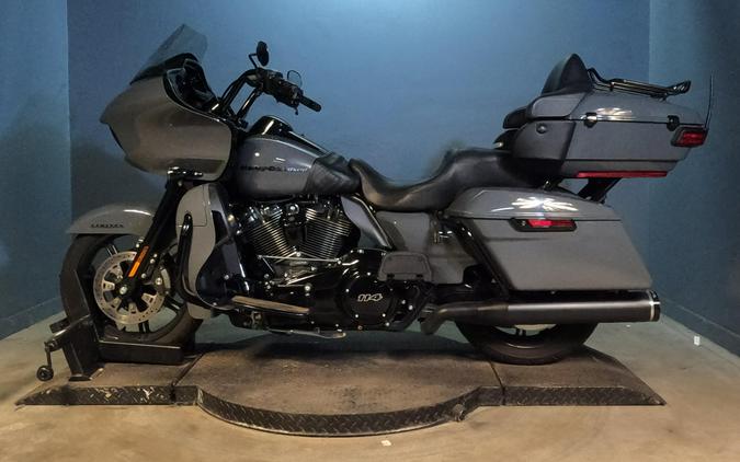 2022 Harley-Davidson Road Glide Limited Gunship Grey - Black Finish