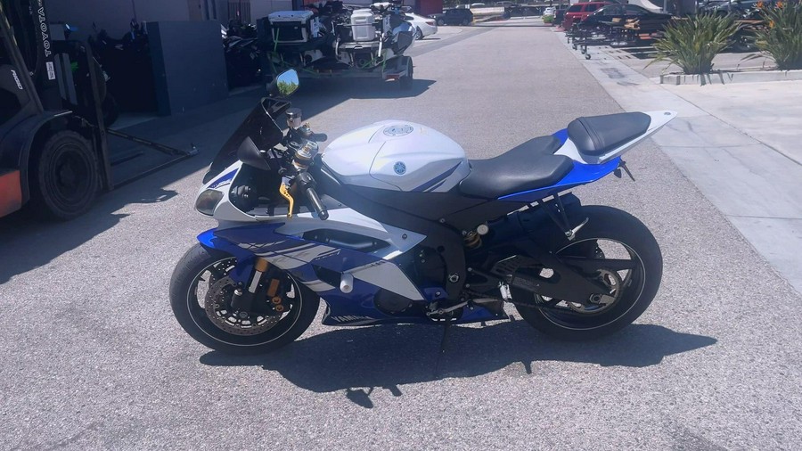 2014 Yamaha YZF-R6 CA