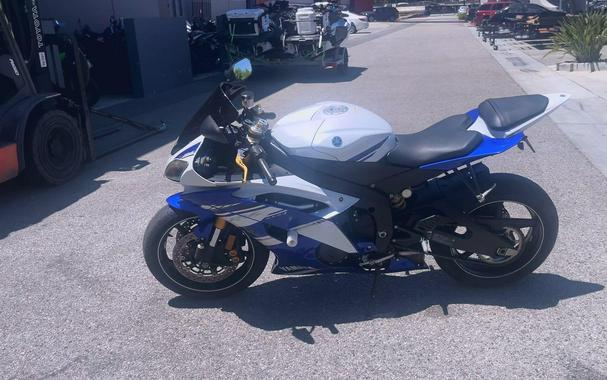 2014 Yamaha YZF-R6 CA