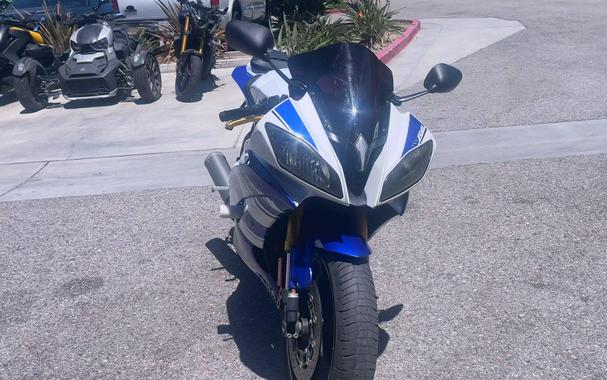 2014 Yamaha YZF-R6 CA