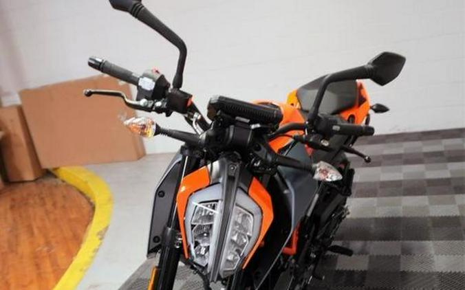 2023 KTM 390 Duke