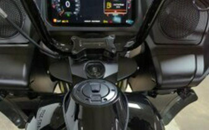 2024 Harley-Davidson® Road Glide® Vivid Black (Black Finish w/Cast Wheels)