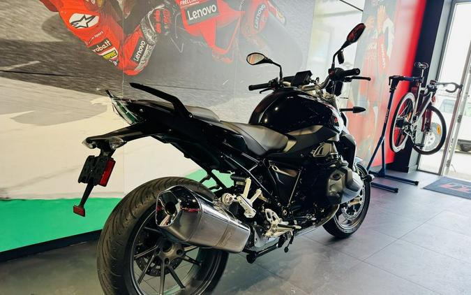 2022 BMW R 1250 R Black Storm Metallic