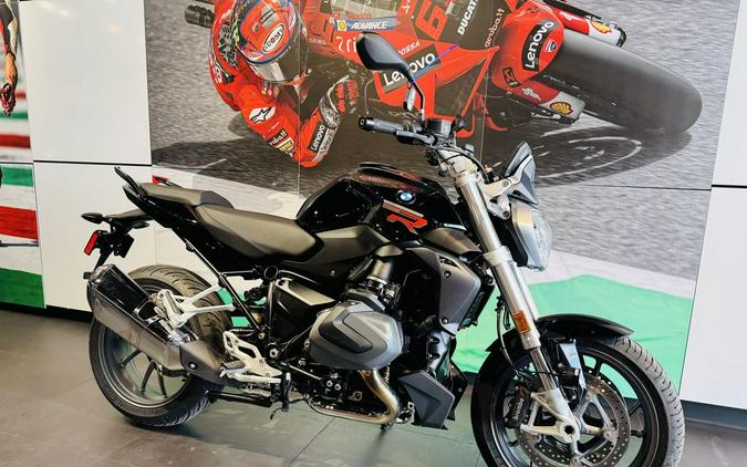 2022 BMW R 1250 R Black Storm Metallic