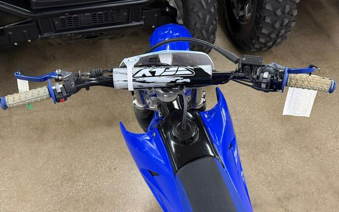 2017 Yamaha TT-R230