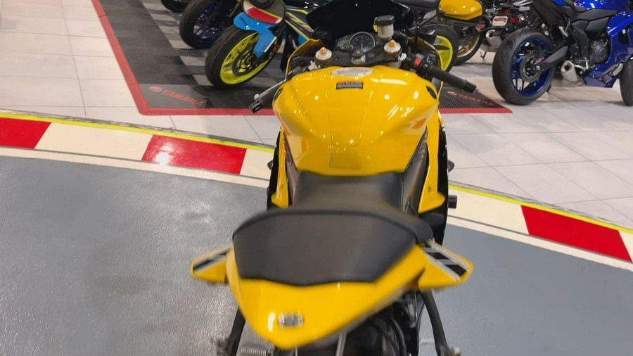 2016 Yamaha YZF-R6 CA