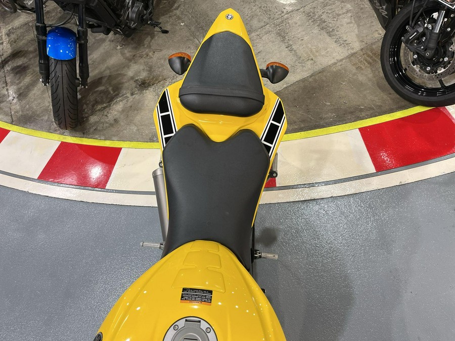 2016 Yamaha YZF-R6 CA