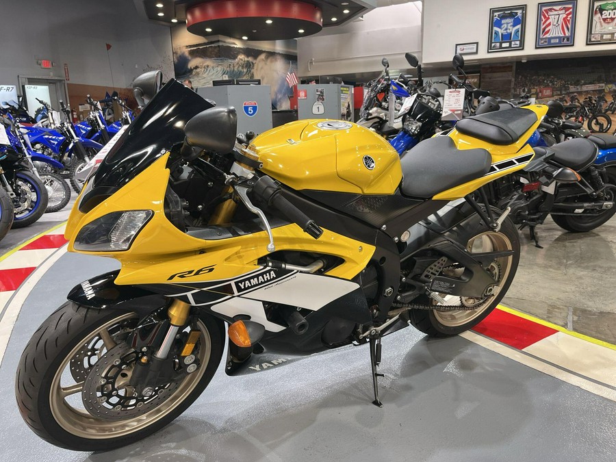 2016 Yamaha YZF-R6 CA