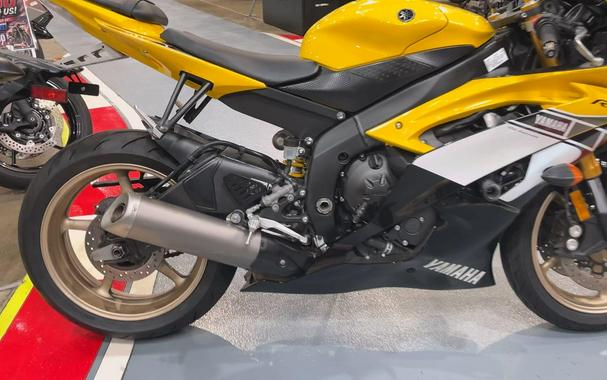 2016 Yamaha YZF-R6 CA