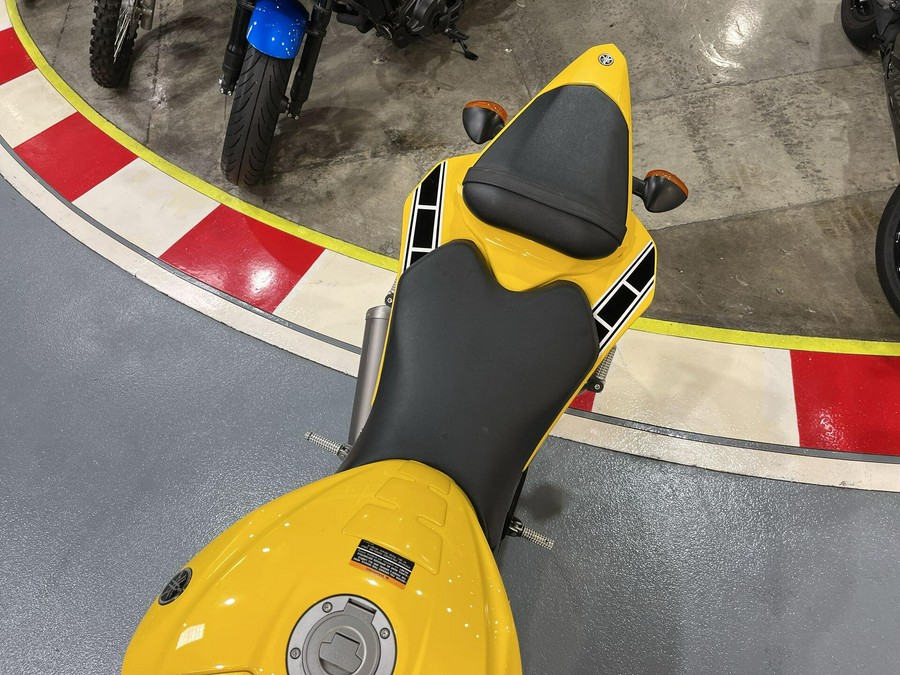 2016 Yamaha YZF-R6 CA