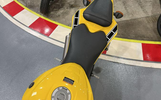 2016 Yamaha YZF-R6 CA