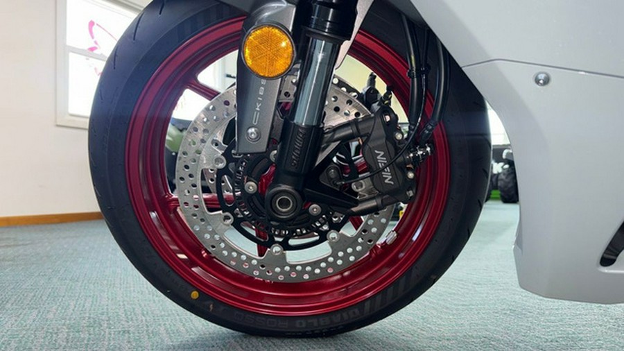 2025 Kawasaki Ninja ZX-6R ABS