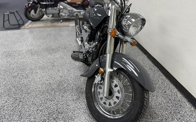 2025 SUZUKI VL800M5 - S0014