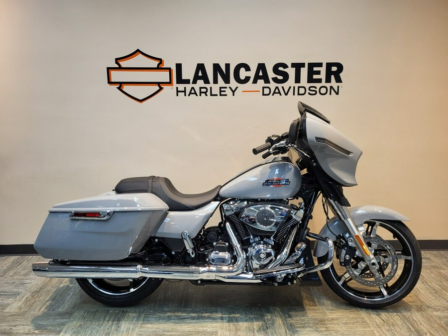 2025 Harley-Davidson® Street Glide® Billiard Gray FLHX