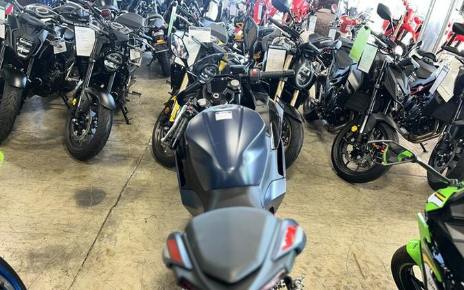 2026 Kawasaki Ninja 500 ABS Metallic Matte Twilight Blue