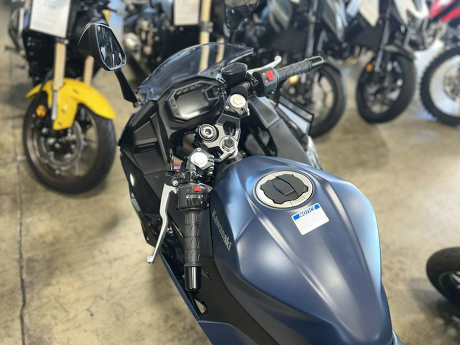2026 Kawasaki Ninja 500 ABS Metallic Matte Twilight Blue