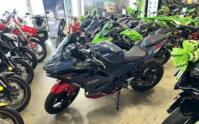 2026 Kawasaki Ninja 500 ABS Metallic Matte Twilight Blue