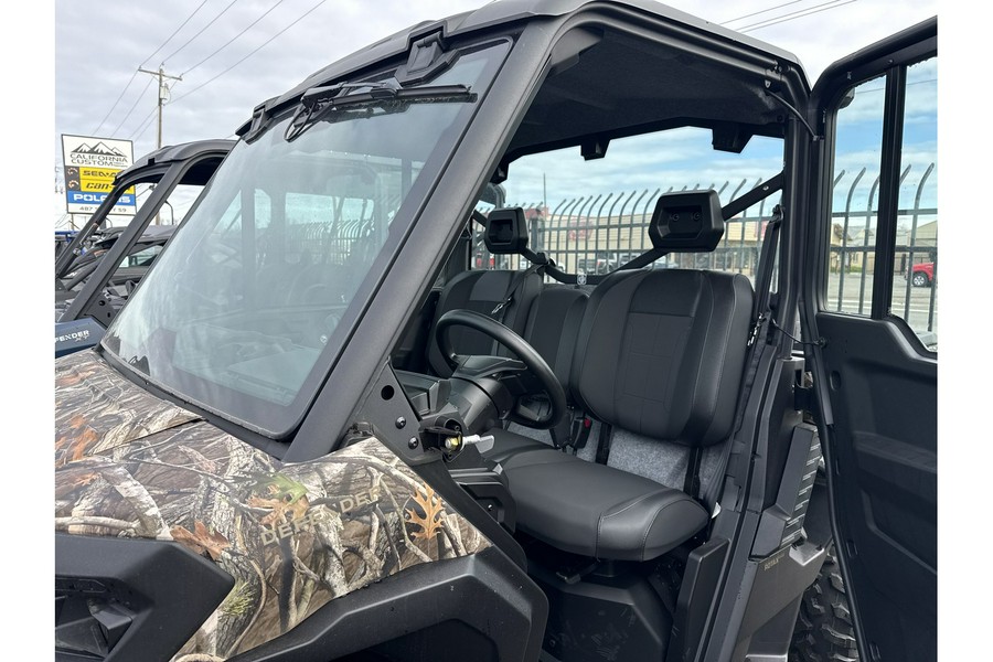 2026 Can-Am DEFENDER XT CAB HD11