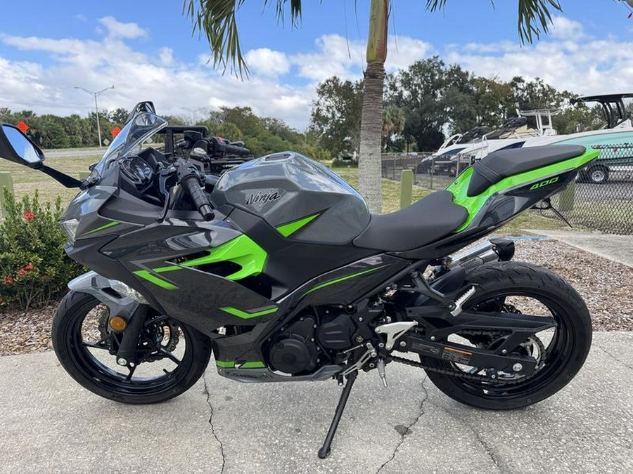 2019 Kawasaki Ninja® 400 ABS Metallic Spark Black