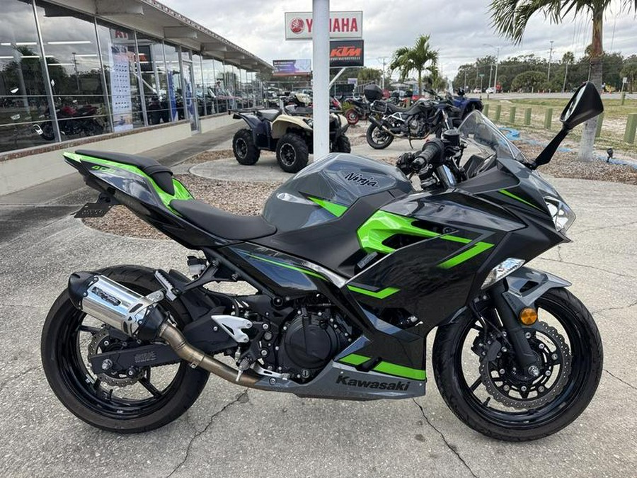 2019 Kawasaki Ninja® 400 ABS Metallic Spark Black
