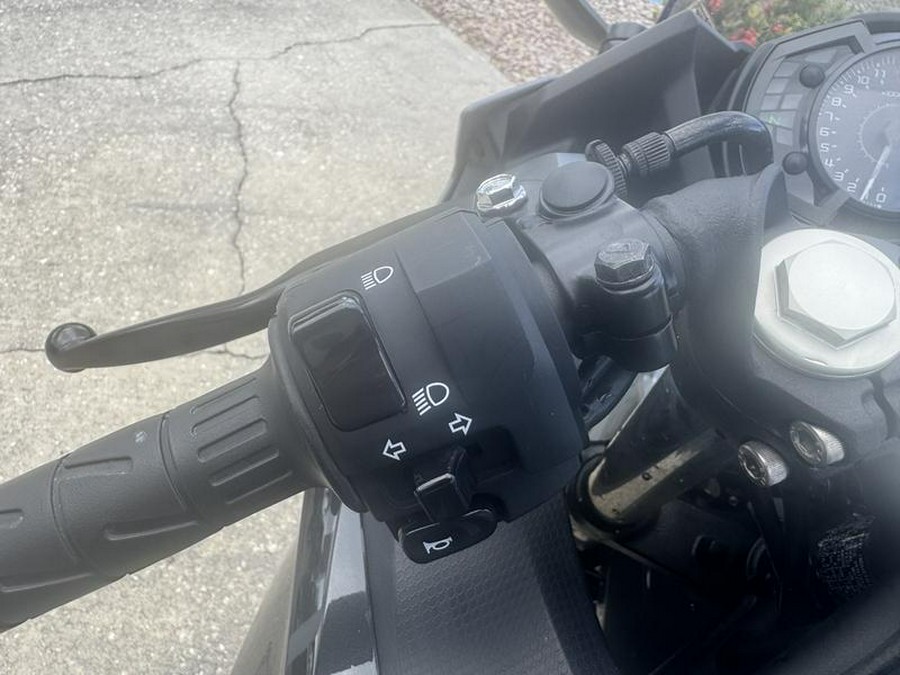 2019 Kawasaki Ninja® 400 ABS Metallic Spark Black