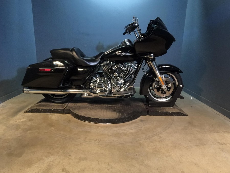 2016 Harley-Davidson Street Glide Special Black Denim