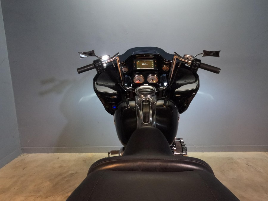 2016 Harley-Davidson Street Glide Special Black Denim