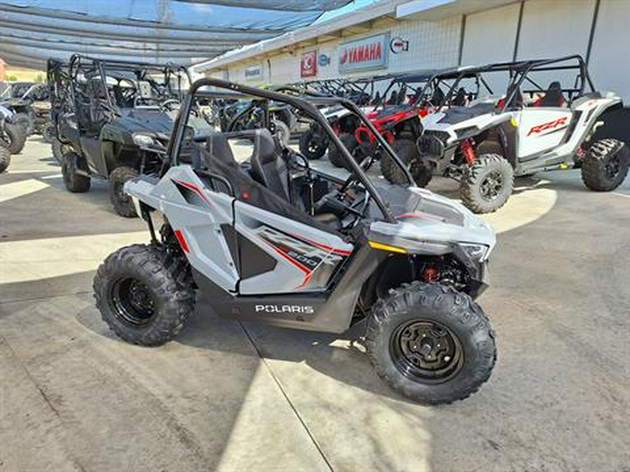 2024 Polaris RZR 200 EFI