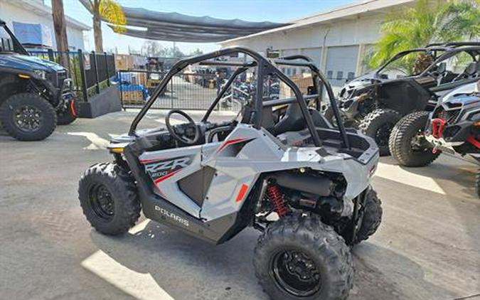 2024 Polaris RZR 200 EFI