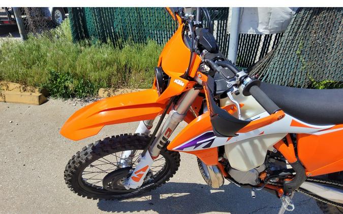 2023 KTM 250XC-W